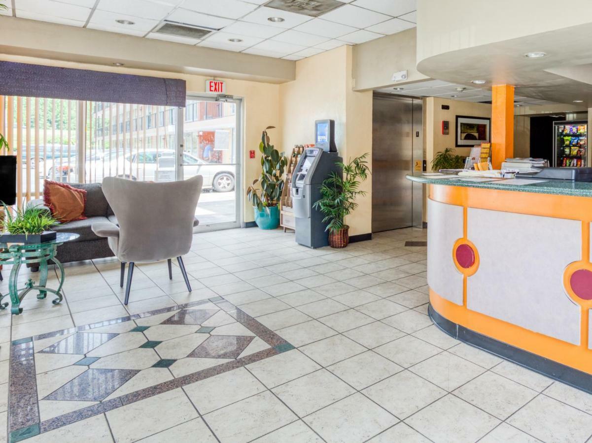 Budgetel Inn & Suites Forest Park Ngoại thất bức ảnh